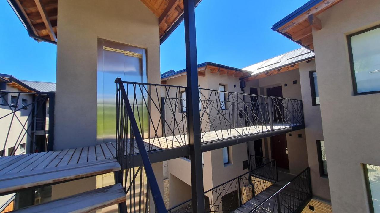 Aluen Villegas - Andarlibre San Martín de los Andes Exterior foto